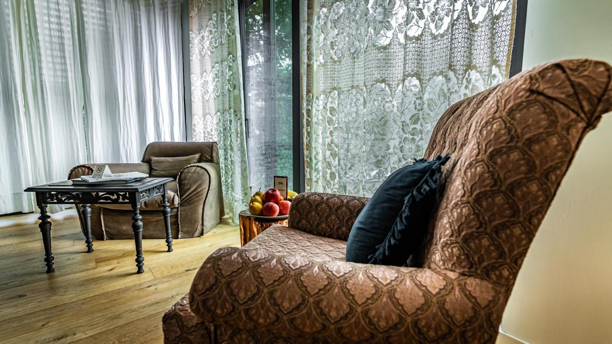 The Babe Boutique Hotel Belgrade Exterior photo